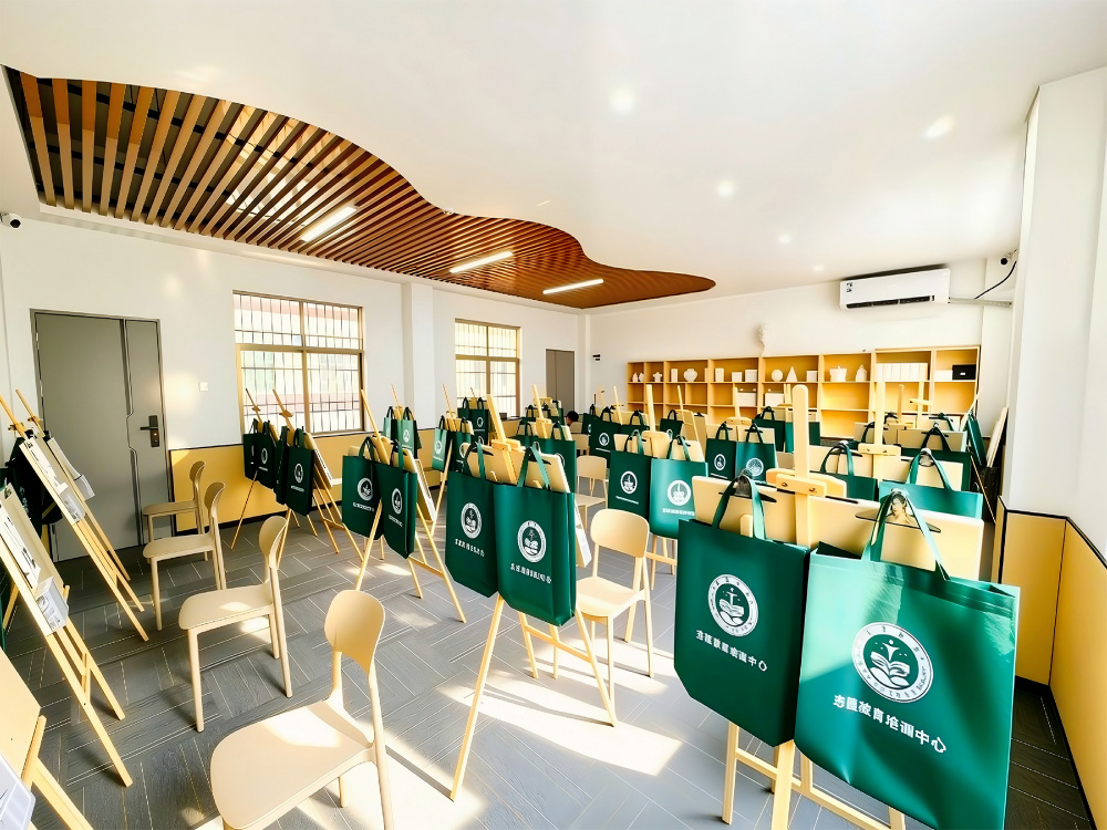 巴中叛逆孩子改变学校怎么选？专业全封闭管教机构选择指南